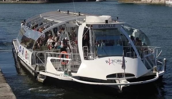 Jebulon / WIkimedia Commons / CC-BY-SA 3.0 Bateau Bus