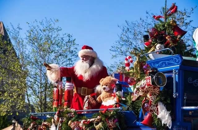 Brian McGowan / Unsplash Weihnachten