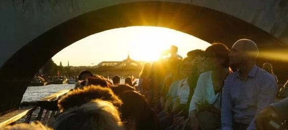 Filip Mishevski / Unsplash Bootstouren auf der Seine