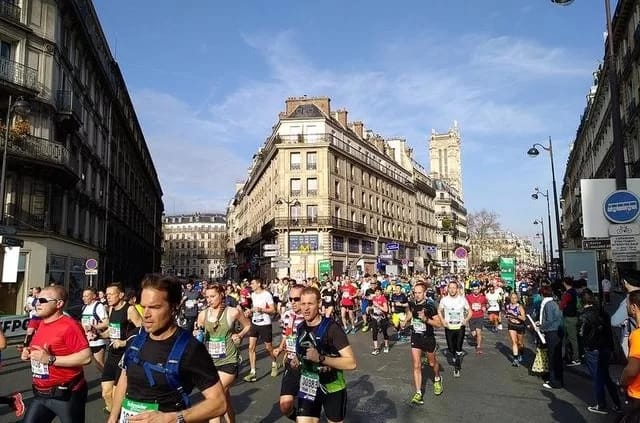 Sebleouf / Creative Commons Attribution-Share Alike 4.0 International license Der Marathon in Paris