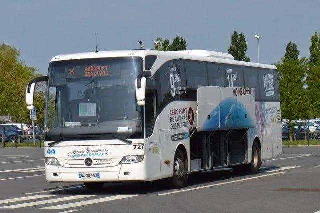 Mit dem Bus vom Flughafen nach Paris