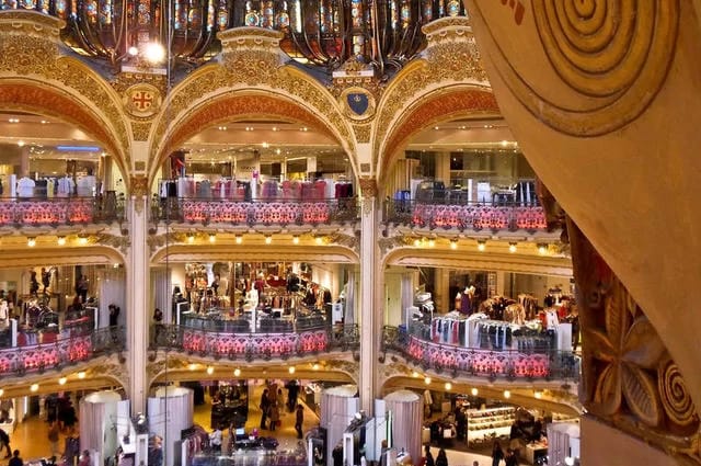 Gilles Klein / Flickr / CC-BY-SA 2.0 Galerie Lafayette