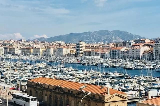 Erin Doering / Unsplash Marseille