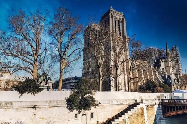 Notre-Dame Cathédrale 