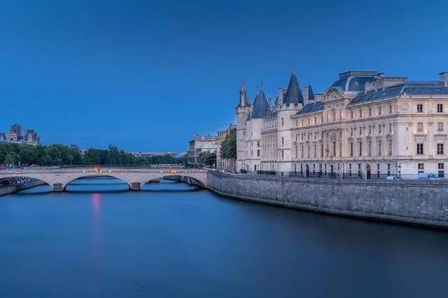 Conciergerie 