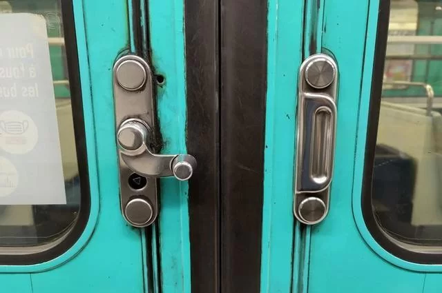 Eugene Tassart / Paris10.de U-Bahn