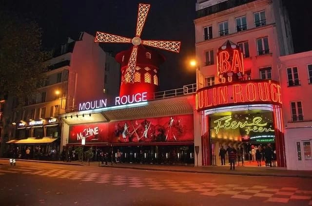 Kabarett Moulin Rouge