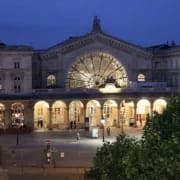 Gare_de_l’Est_-_façade_nuit Gare de l’Est