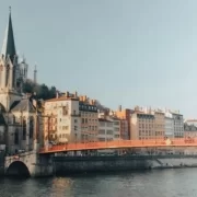 nguyen-dang-hoang-nhu-6tcJQYz–jU-unsplash Kathedrale der Stadt Lyon