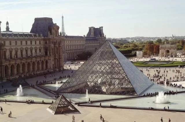 Louvre