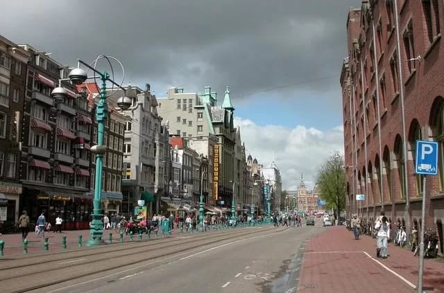 Foto: foerstemann / pixabay.com  Das Rotlichtviertel