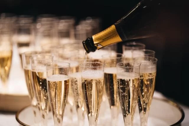 Foto: Alexander Naglestad / unsplash Champagne
