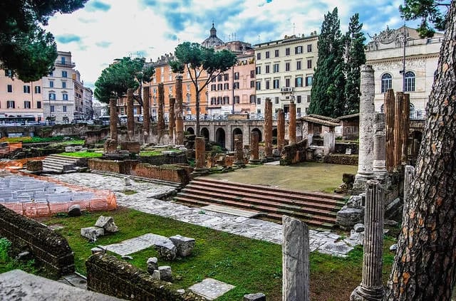 Foto: Andy Montgomery / Flickr Piazza Torre Argentina