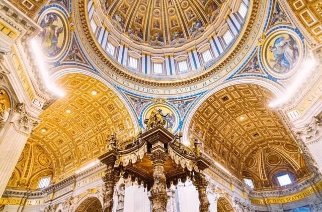 Foto: Edgar Chaparro / Unsplash Petersdom