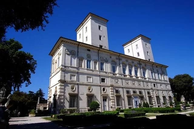 Foto: maxsanna / Pixabay Galerie Borghese