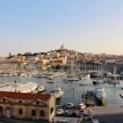 elisa-schmidt–jGQaEA3YC0-unsplash (1) Marseille