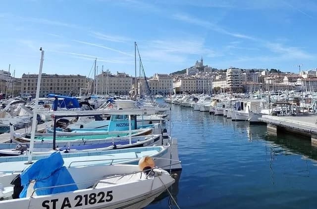 Foto: DEZALB / Pixabay alten Hafen