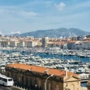 erin-doering-z5q9-97SBgc-unsplash Marseille