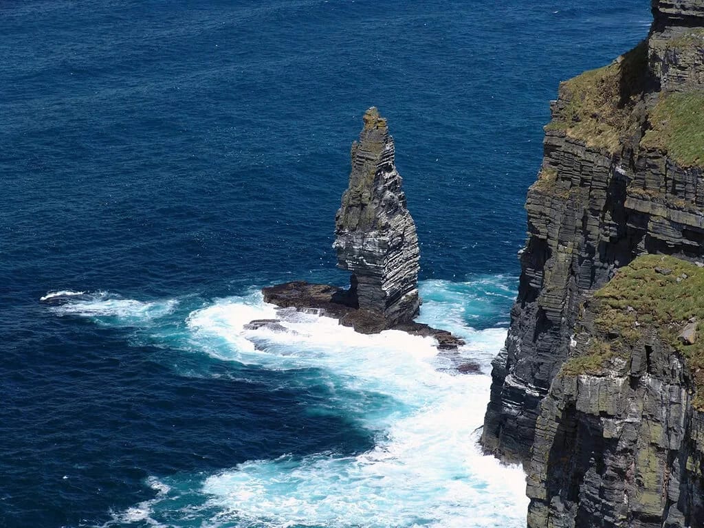 CLIFFS OF MOHER IN IRLAND: WIE MAN HINKOMMT UND WAS MAN SEHEN KANN