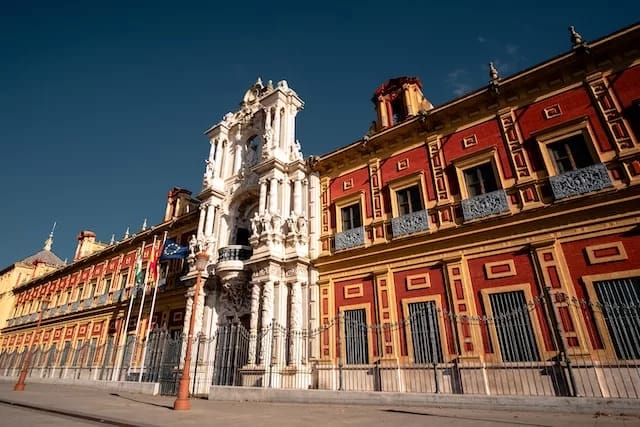 Sevilla an einem Tag: Was man sehen und probieren sollte
