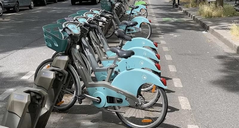 Fahrradverleih in Paris. Leitfaden zum Mieten von Velib