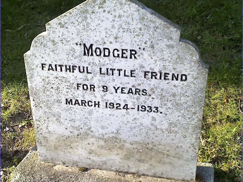 Powerscourt Gardens: Haustierfriedhof