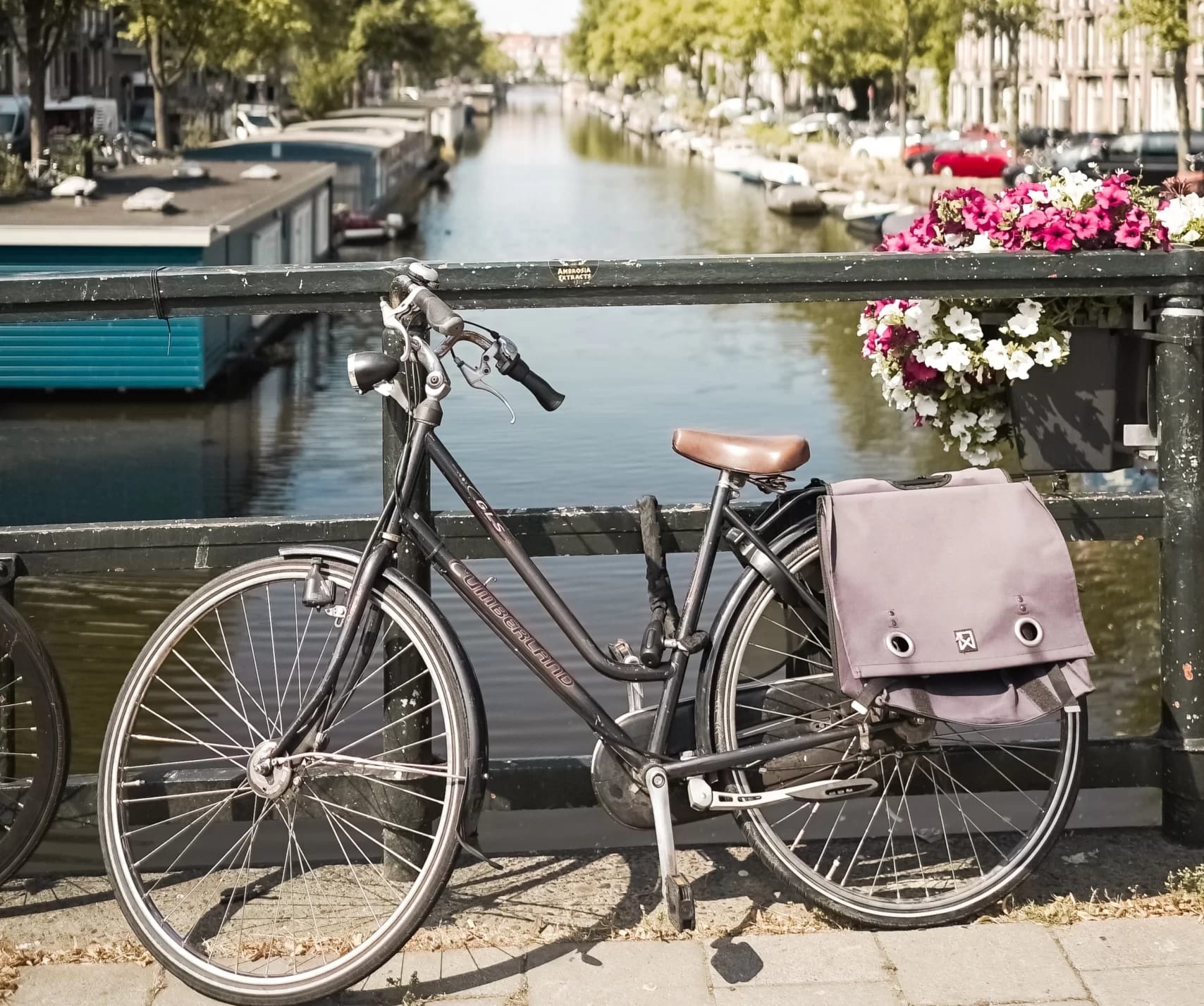 Wie kann man in Amsterdam ein Fahrrad mieten?