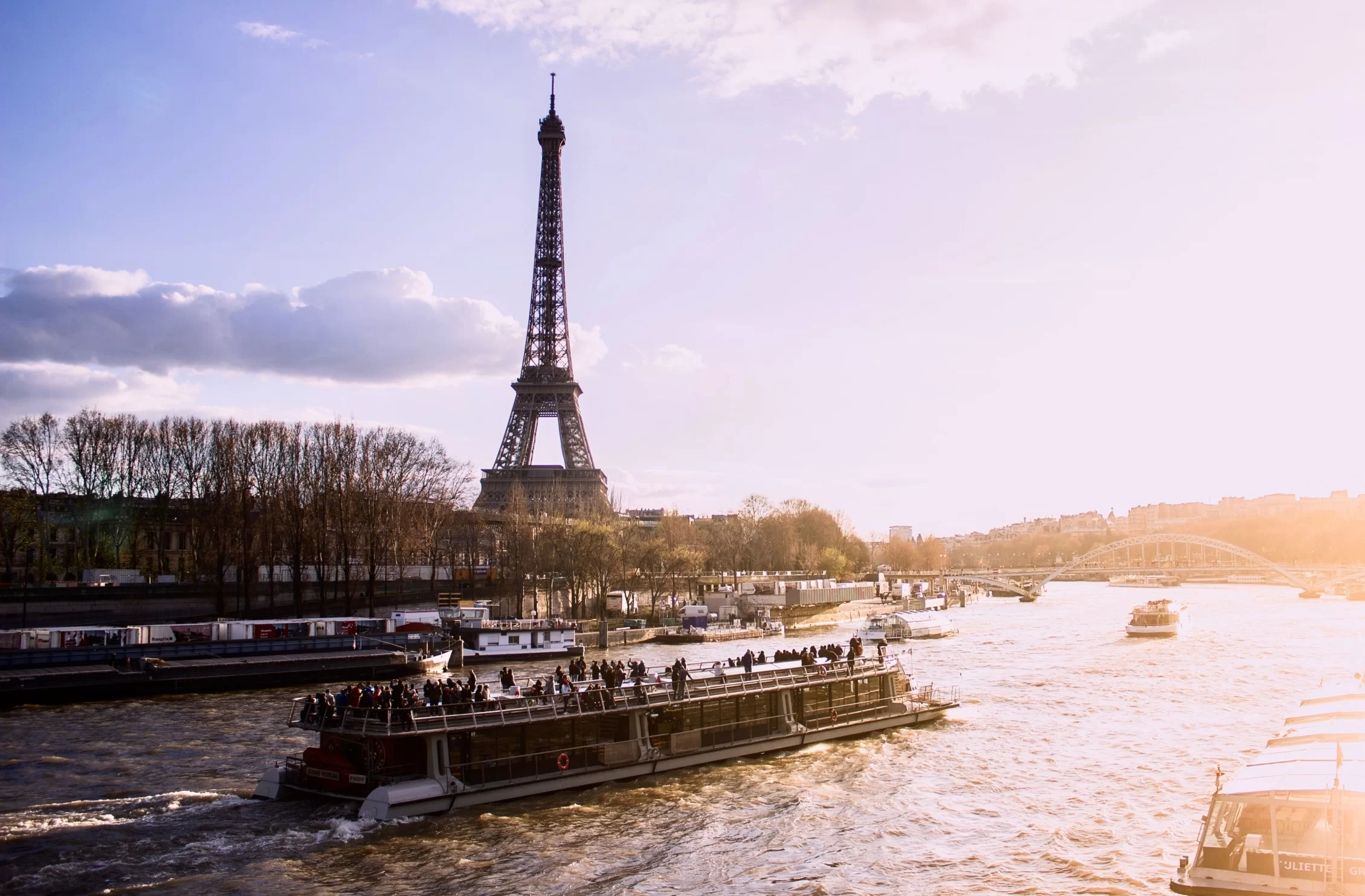 Hop-on-Hop-off-Busse in Paris